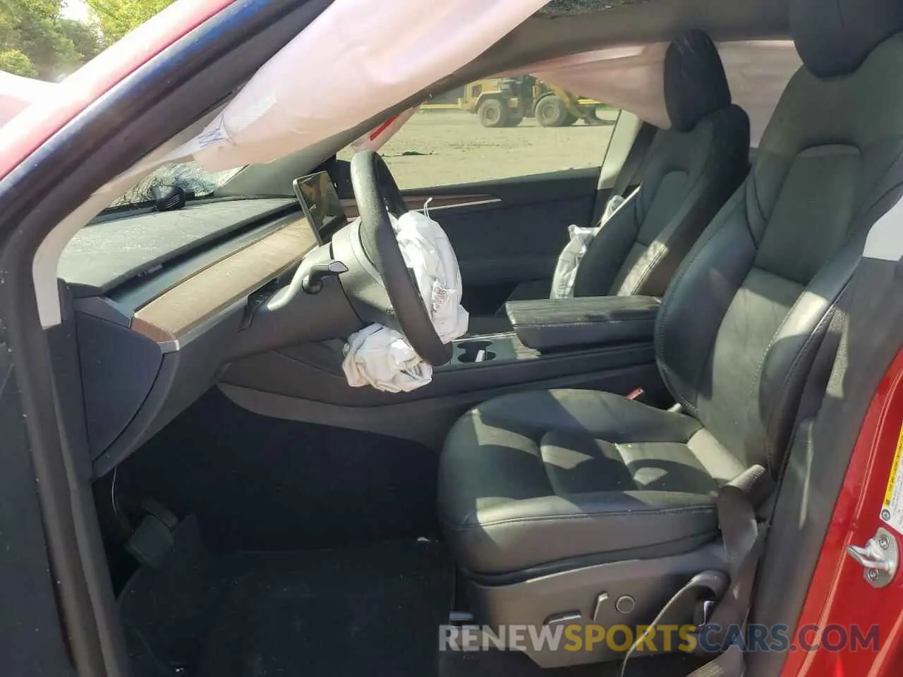 7 Photograph of a damaged car 7SAYGDEE1PF828874 TESLA MODEL Y 2023
