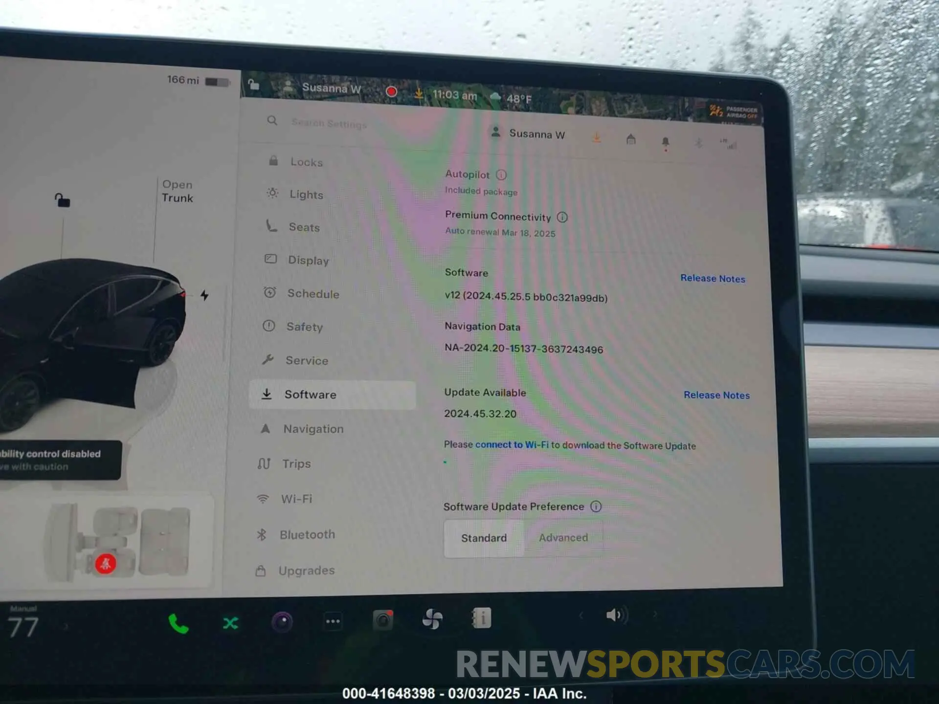 19 Photograph of a damaged car 7SAYGDEE1PF836506 TESLA MODEL Y 2023