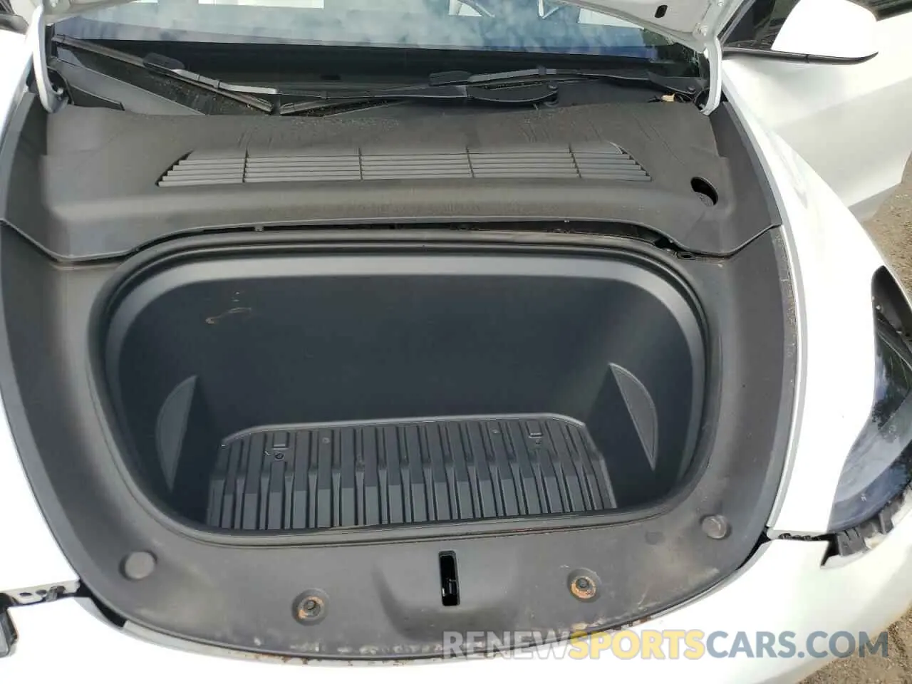 11 Photograph of a damaged car 7SAYGDEE1PF841656 TESLA MODEL Y 2023