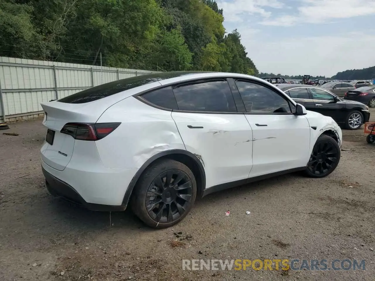 3 Photograph of a damaged car 7SAYGDEE1PF841656 TESLA MODEL Y 2023