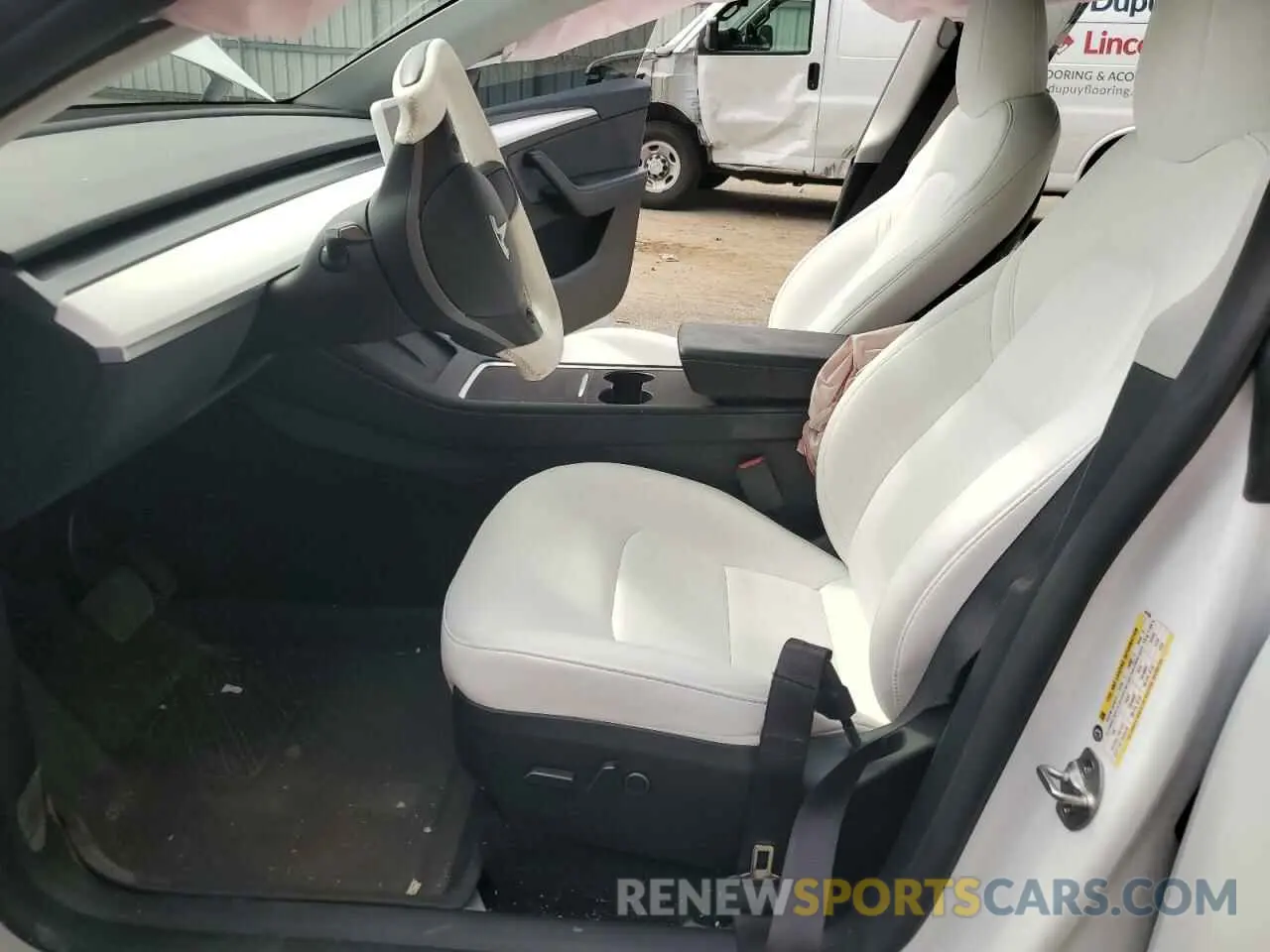 7 Photograph of a damaged car 7SAYGDEE1PF841656 TESLA MODEL Y 2023