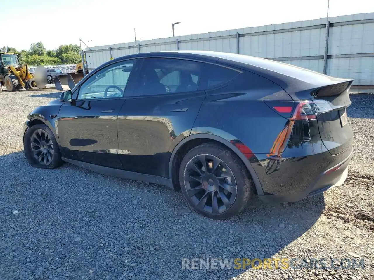 2 Photograph of a damaged car 7SAYGDEE1PF865195 TESLA MODEL Y 2023