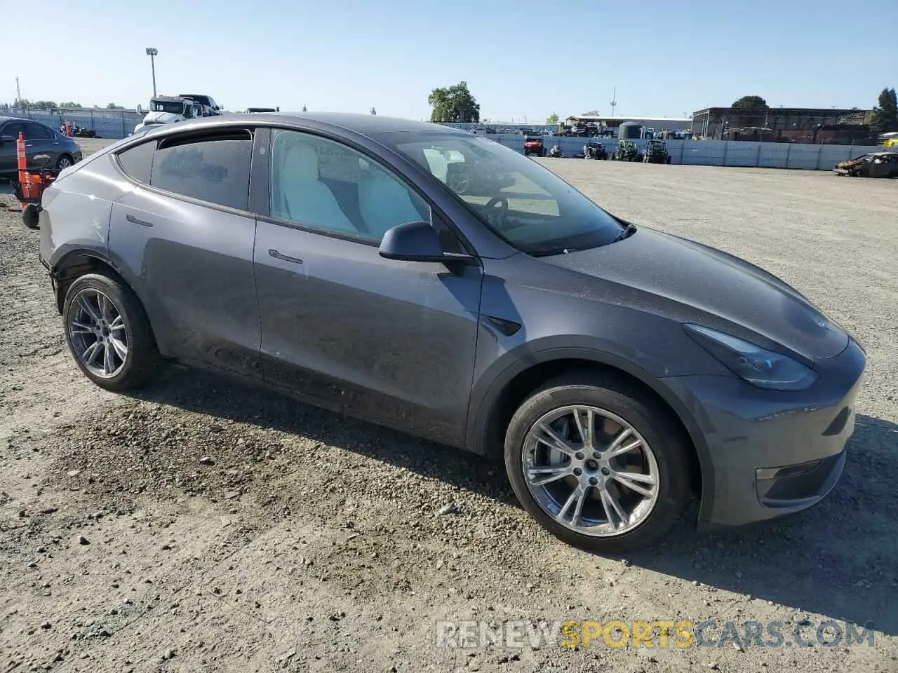 4 Photograph of a damaged car 7SAYGDEE1PF873698 TESLA MODEL Y 2023