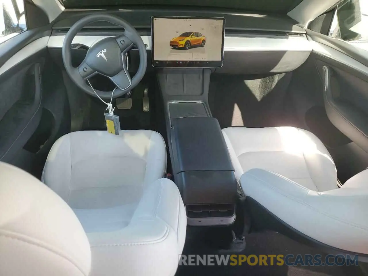 8 Photograph of a damaged car 7SAYGDEE1PF873698 TESLA MODEL Y 2023