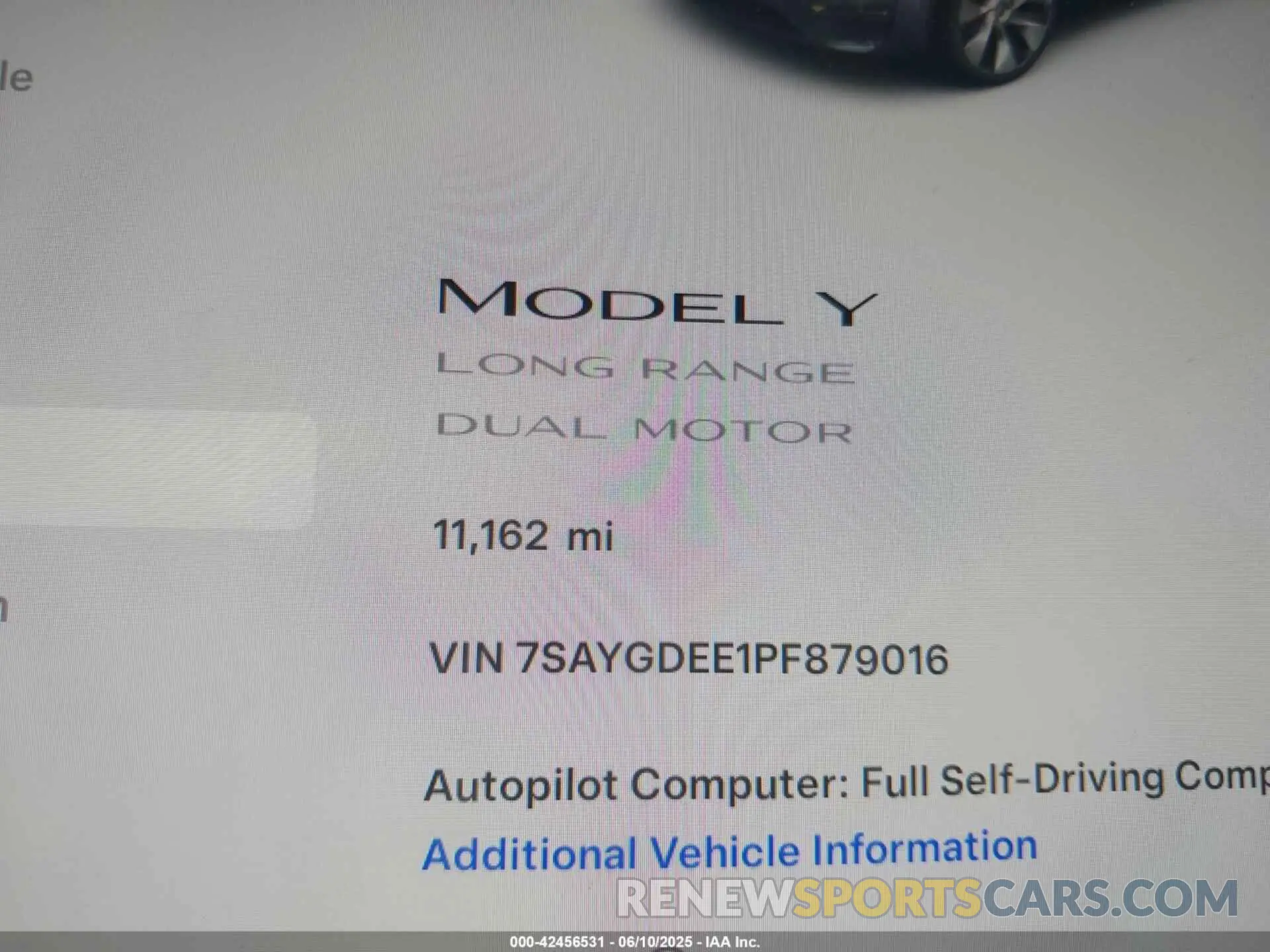 7 Photograph of a damaged car 7SAYGDEE1PF879016 TESLA MODEL Y 2023