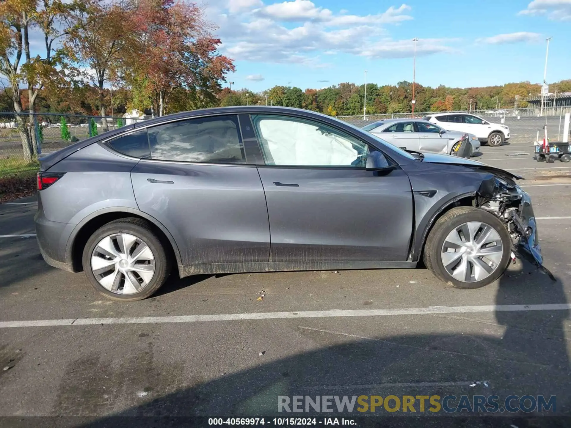 13 Photograph of a damaged car 7SAYGDEE1PF891960 TESLA MODEL Y 2023