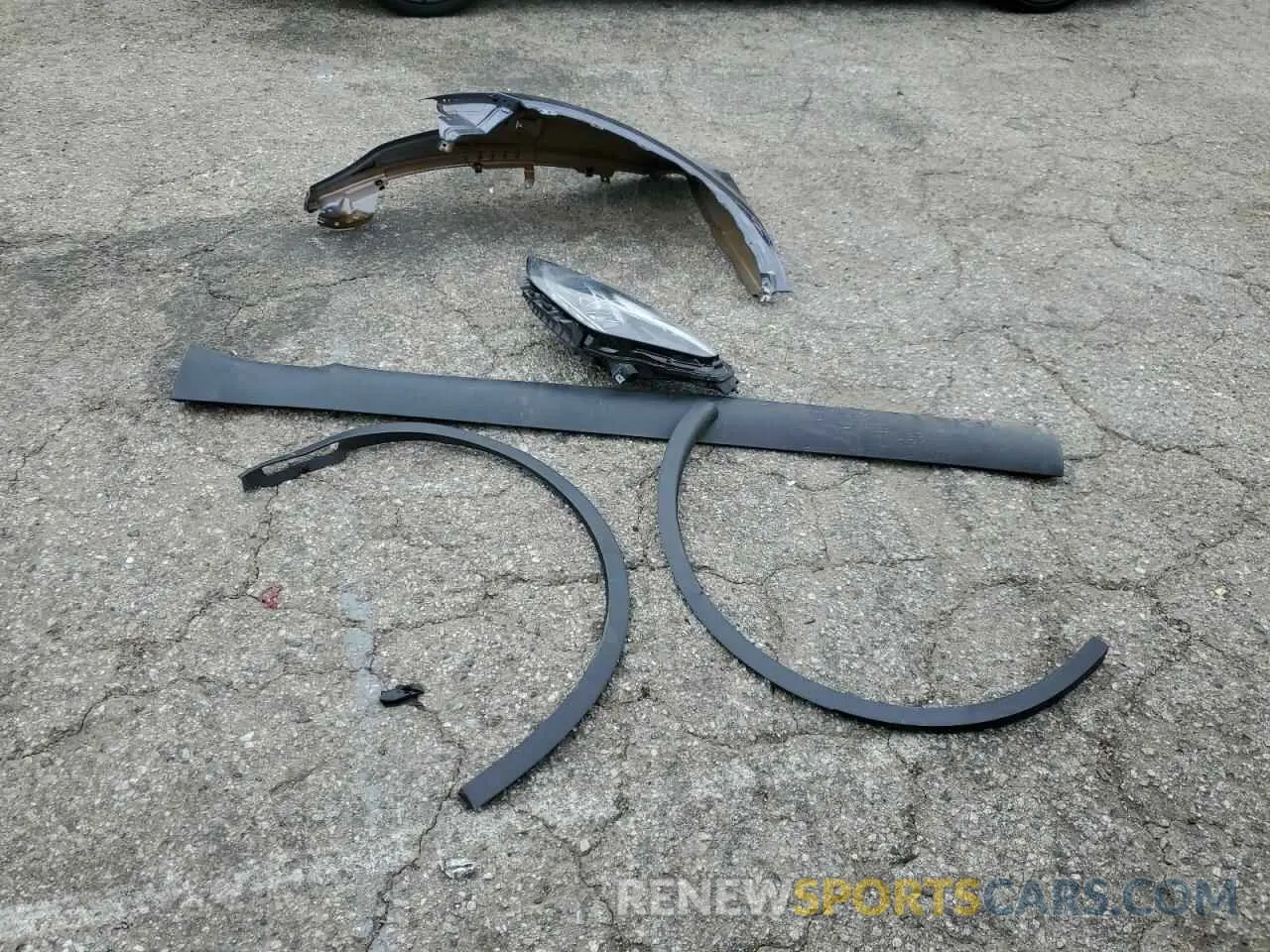 15 Photograph of a damaged car 7SAYGDEE1PF899301 TESLA MODEL Y 2023