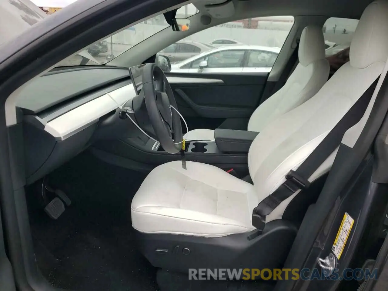 7 Photograph of a damaged car 7SAYGDEE1PF899301 TESLA MODEL Y 2023