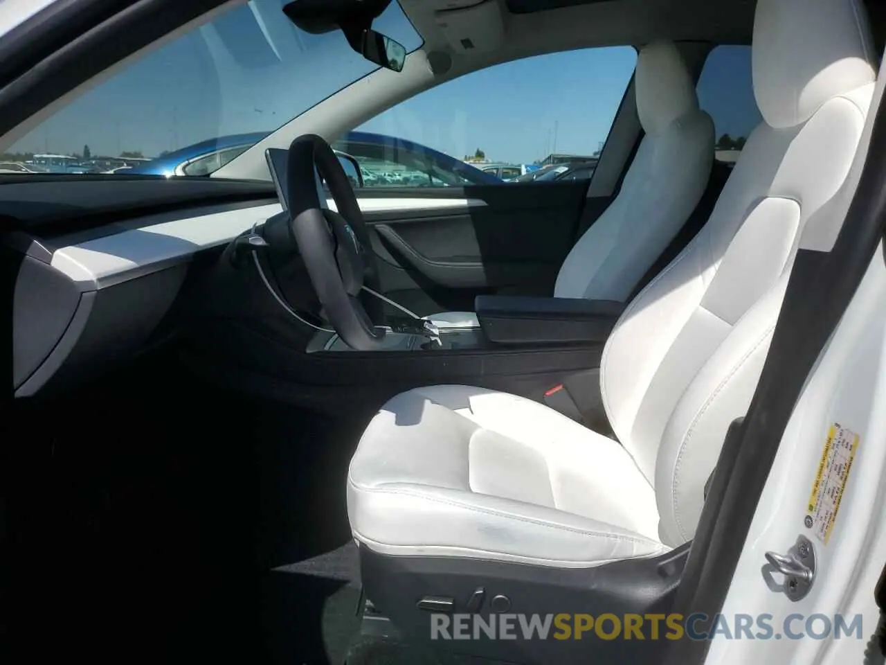 7 Photograph of a damaged car 7SAYGDEE1PF903976 TESLA MODEL Y 2023
