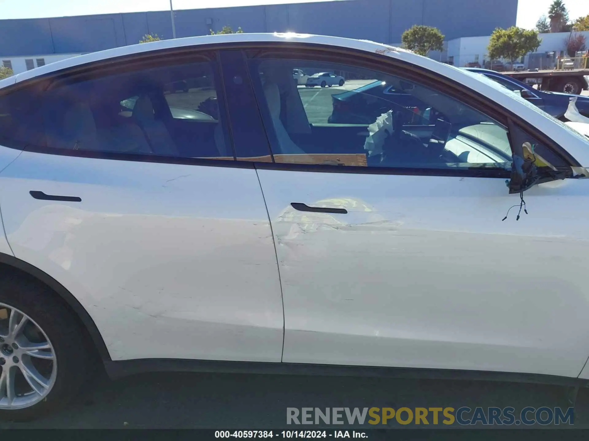 13 Photograph of a damaged car 7SAYGDEE1PF920924 TESLA MODEL Y 2023