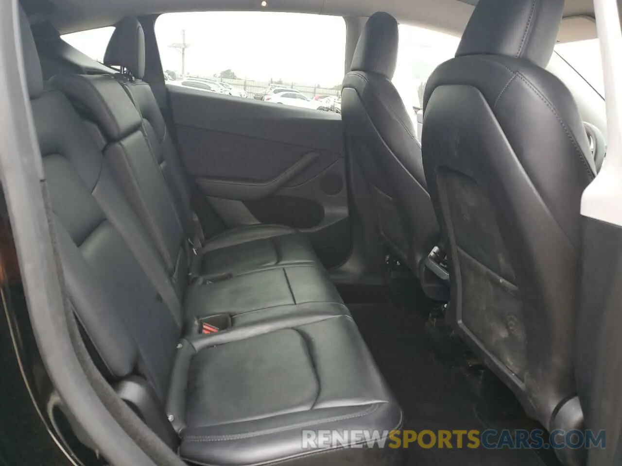 11 Photograph of a damaged car 7SAYGDEE1PF923998 TESLA MODEL Y 2023