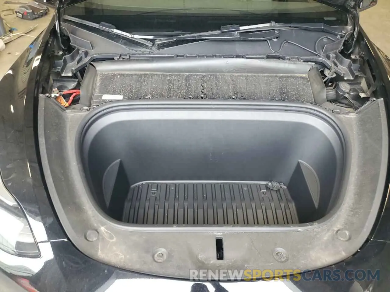11 Photograph of a damaged car 7SAYGDEE1PF924245 TESLA MODEL Y 2023