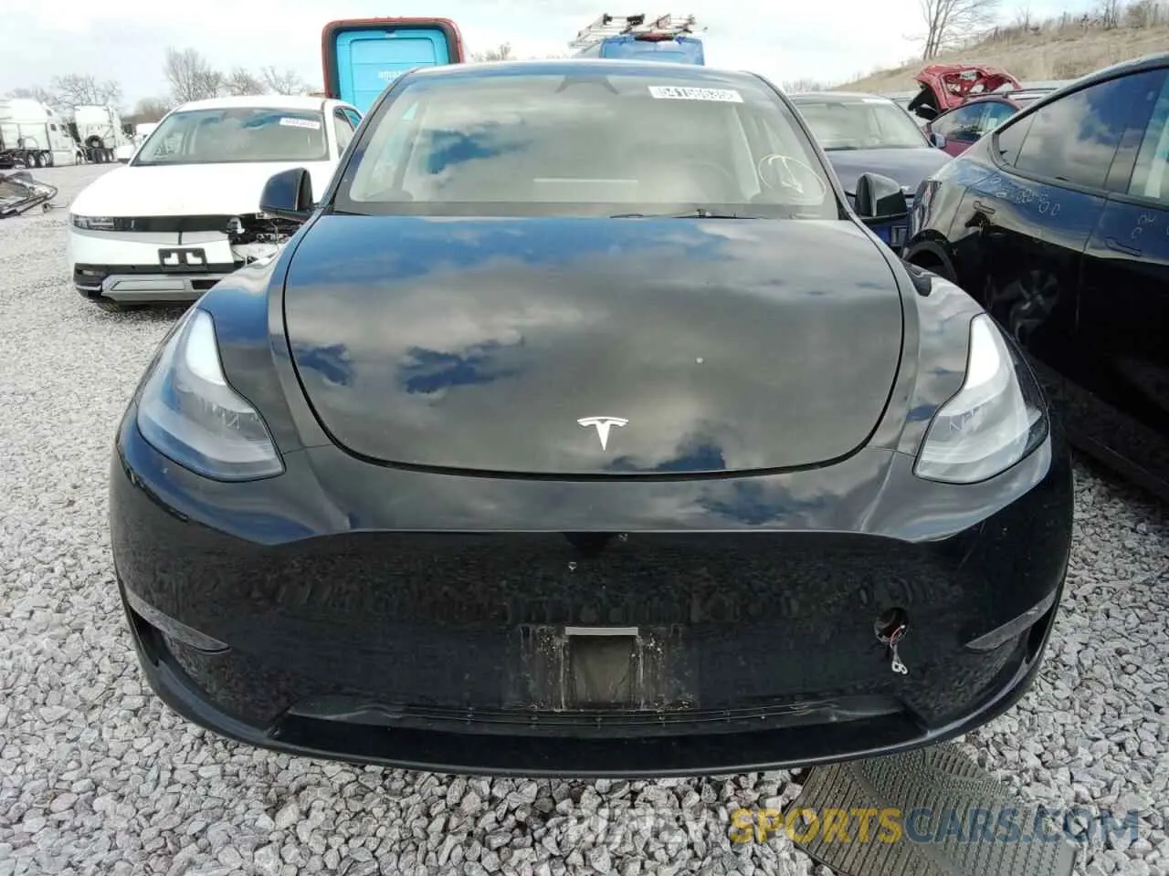 5 Photograph of a damaged car 7SAYGDEE1PF924245 TESLA MODEL Y 2023