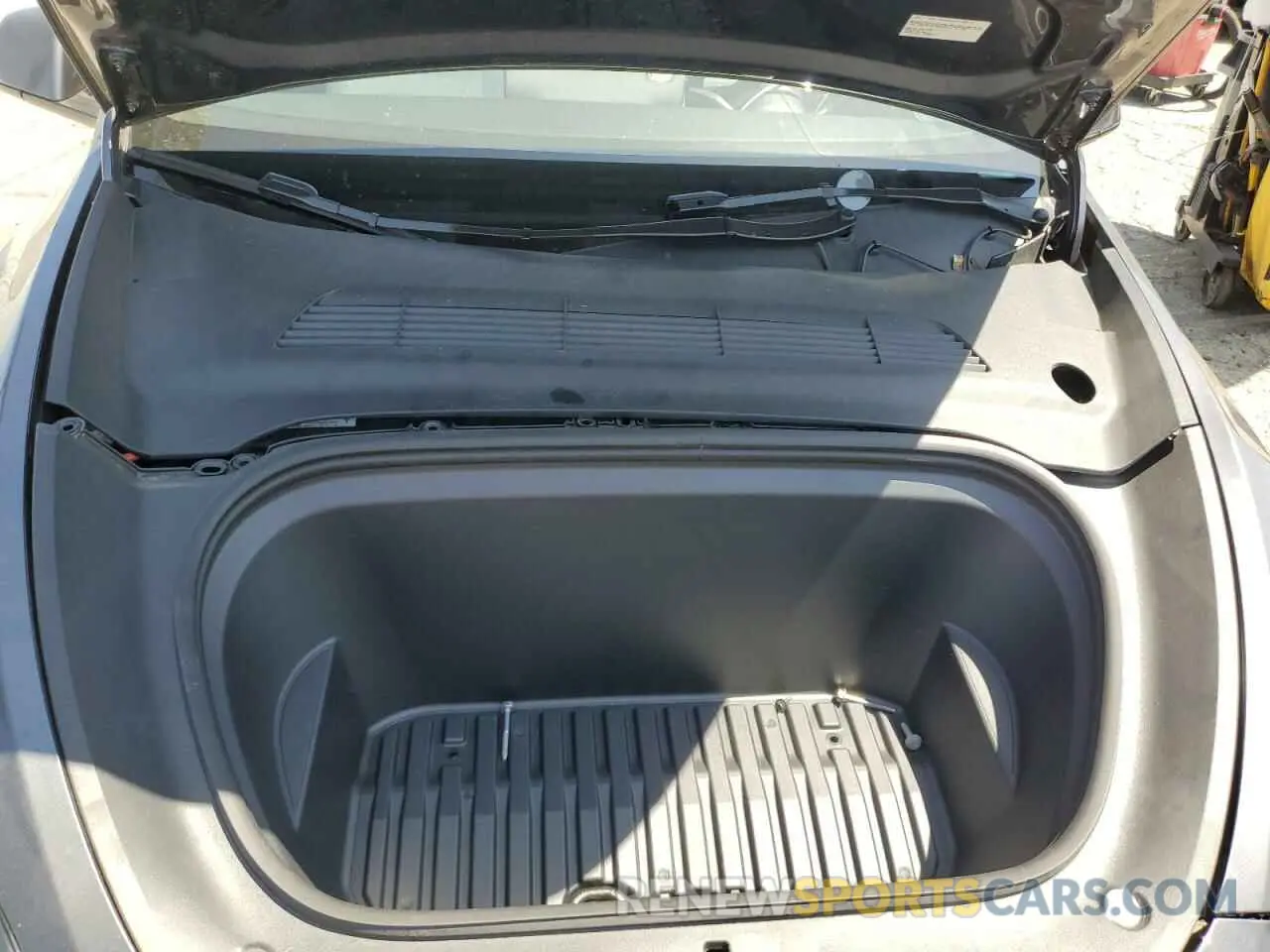 12 Photograph of a damaged car 7SAYGDEE1PF925931 TESLA MODEL Y 2023