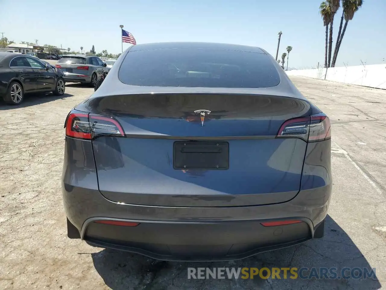 6 Photograph of a damaged car 7SAYGDEE1PF925931 TESLA MODEL Y 2023