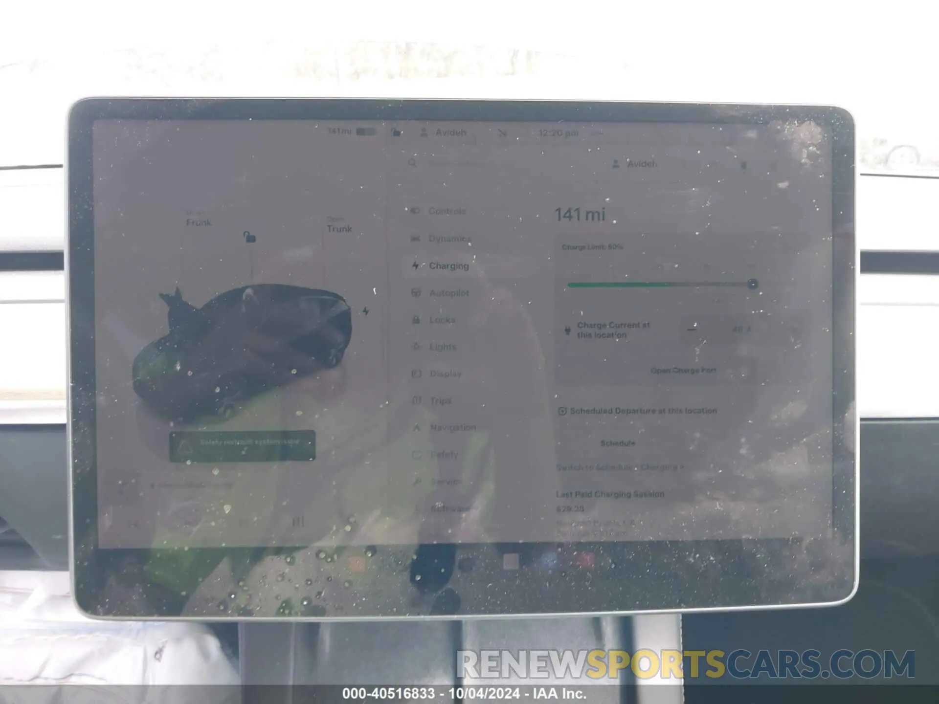 18 Photograph of a damaged car 7SAYGDEE2PA022992 TESLA MODEL Y 2023