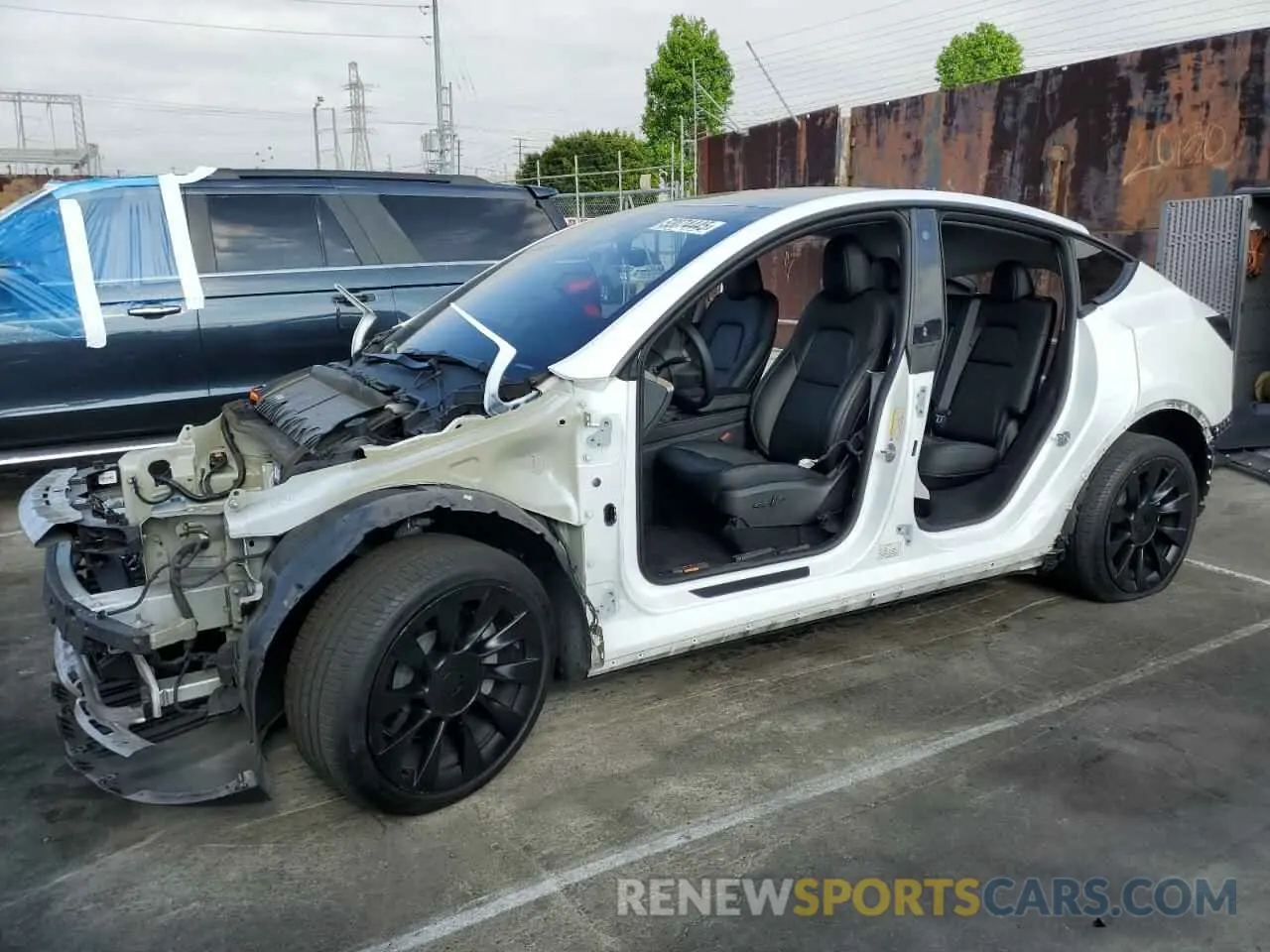 1 Photograph of a damaged car 7SAYGDEE2PA025536 TESLA MODEL Y 2023