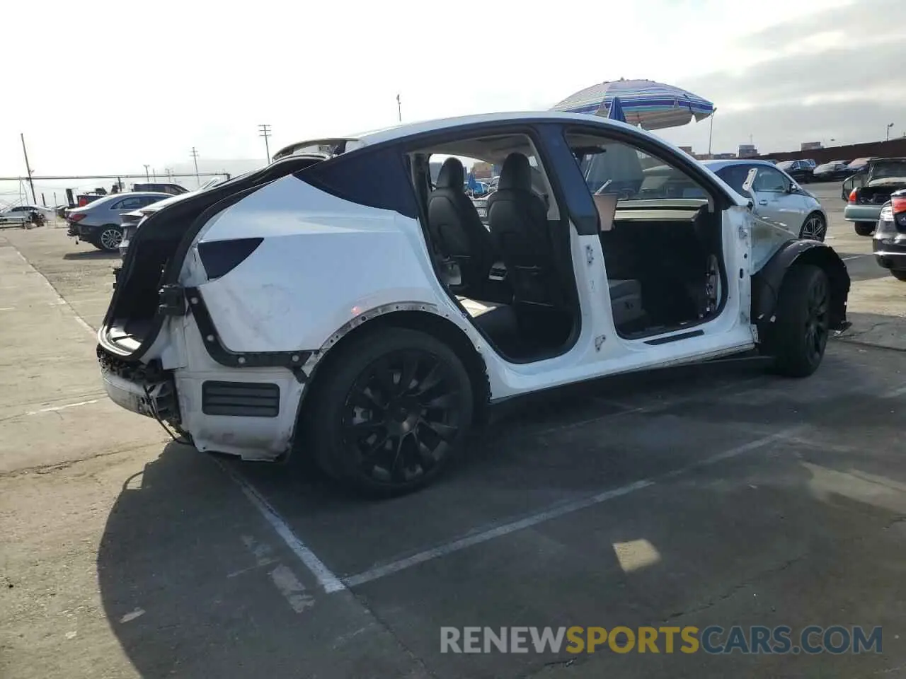 3 Photograph of a damaged car 7SAYGDEE2PA025536 TESLA MODEL Y 2023