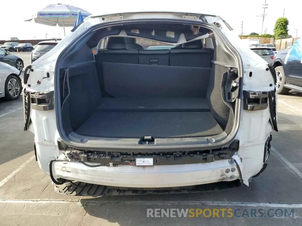 6 Photograph of a damaged car 7SAYGDEE2PA025536 TESLA MODEL Y 2023