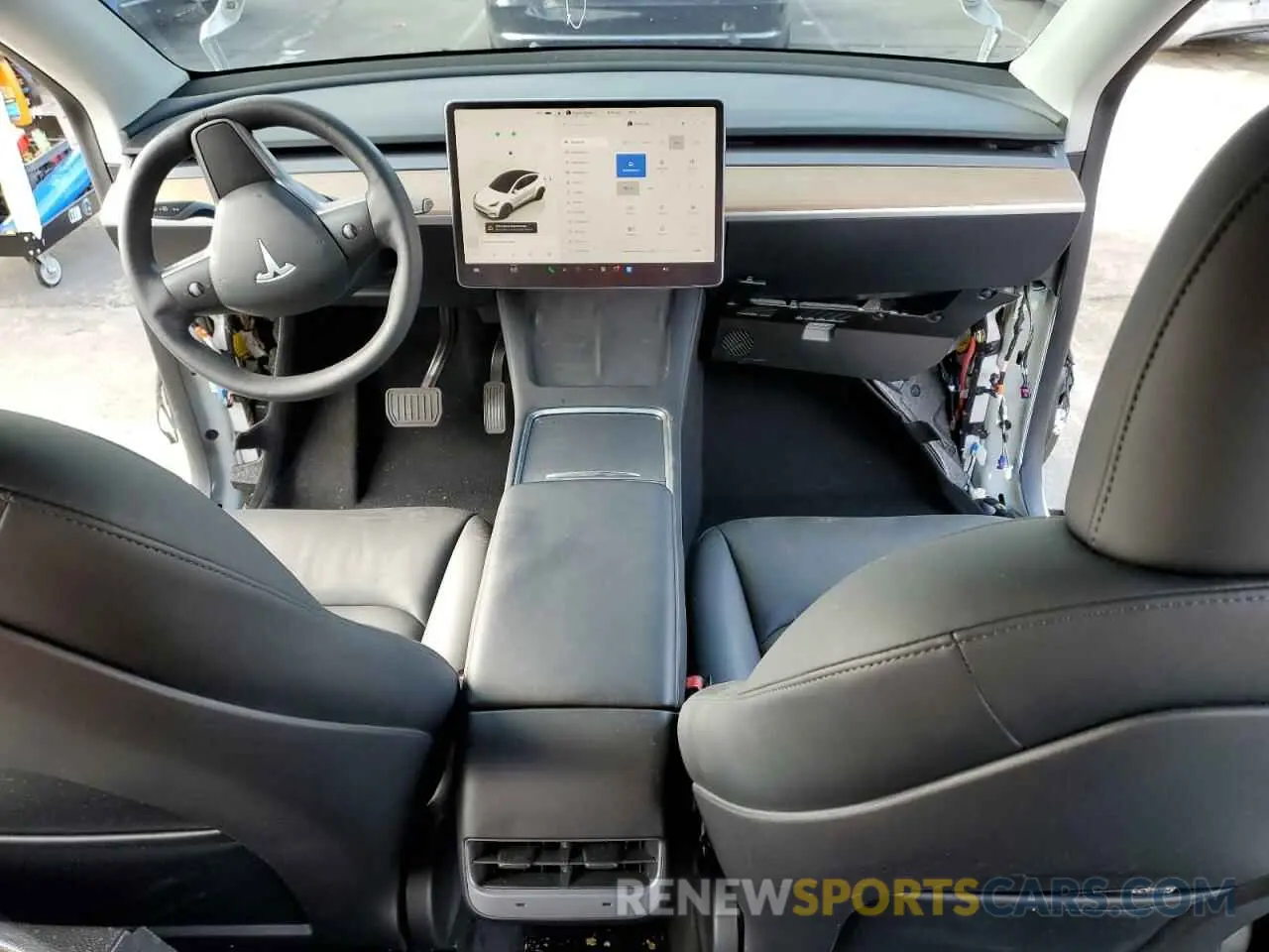 8 Photograph of a damaged car 7SAYGDEE2PA025536 TESLA MODEL Y 2023