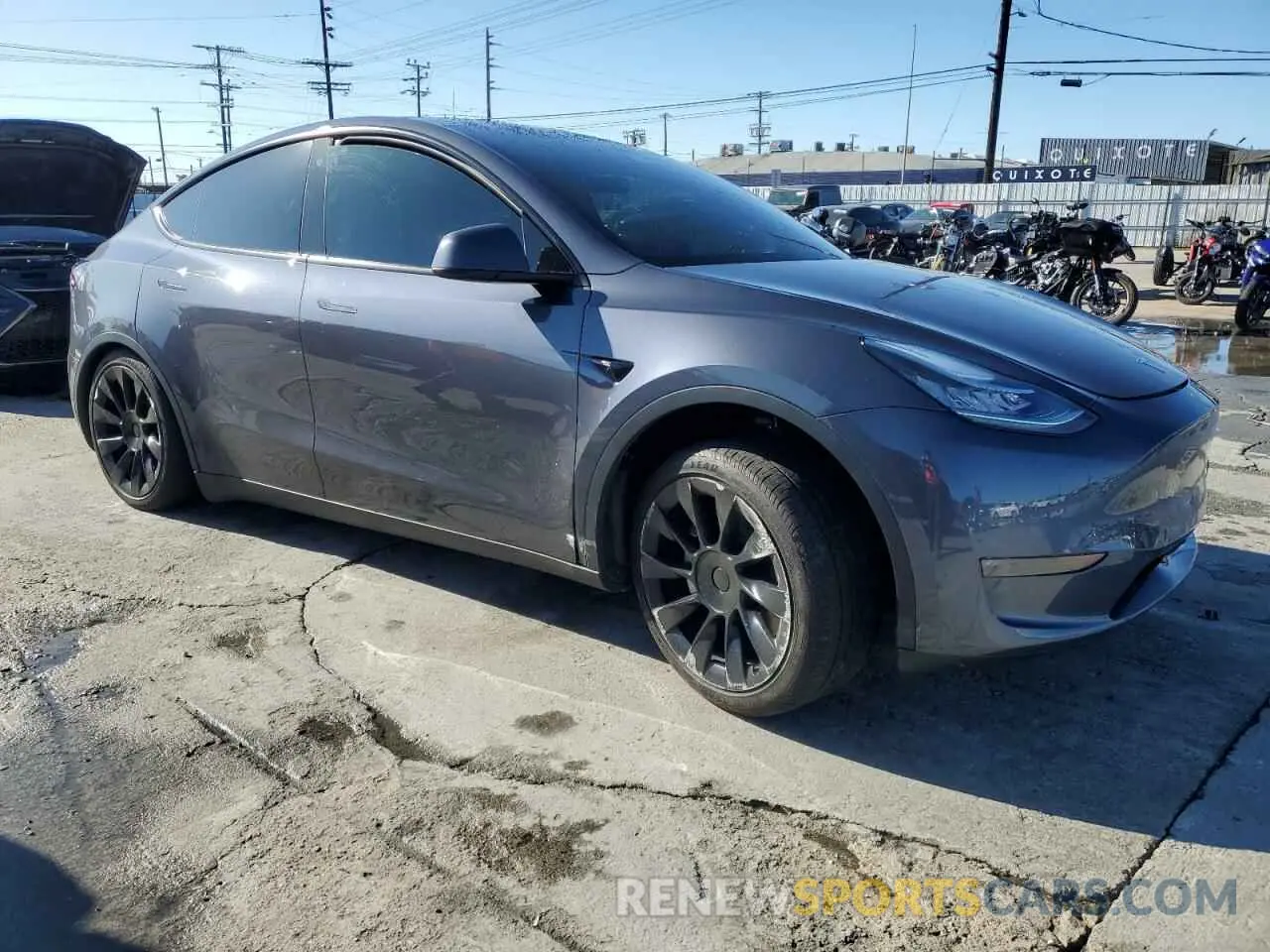 4 Photograph of a damaged car 7SAYGDEE2PA047794 TESLA MODEL Y 2023