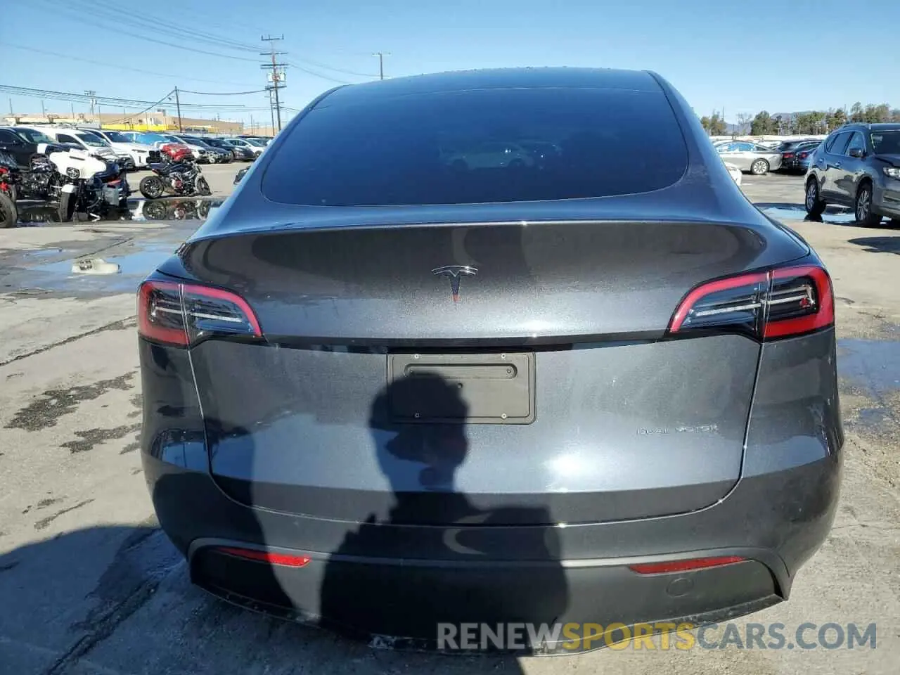 6 Photograph of a damaged car 7SAYGDEE2PA047794 TESLA MODEL Y 2023