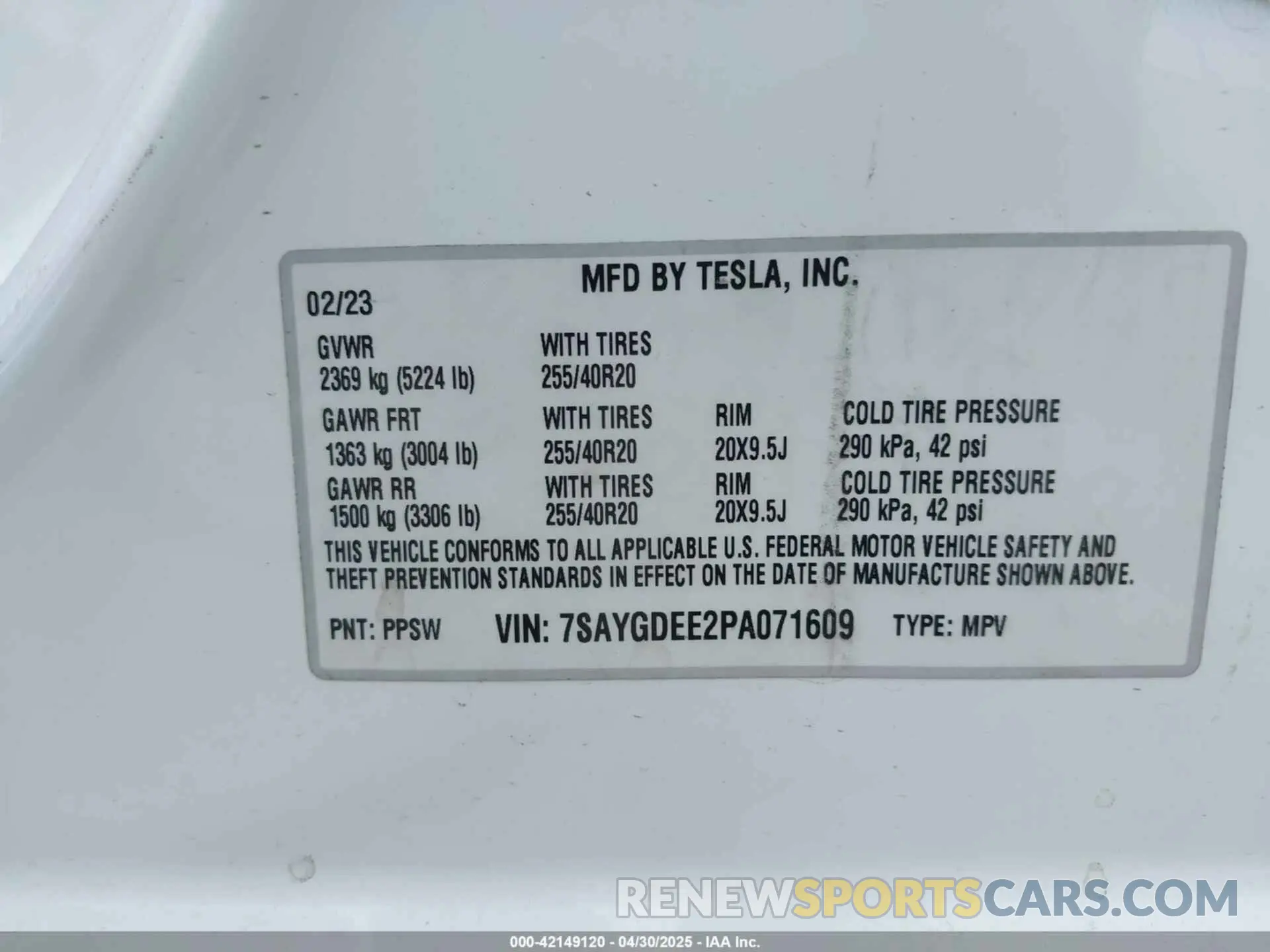 9 Photograph of a damaged car 7SAYGDEE2PA071609 TESLA MODEL Y 2023