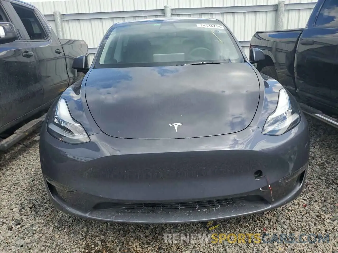 5 Photograph of a damaged car 7SAYGDEE2PA075241 TESLA MODEL Y 2023