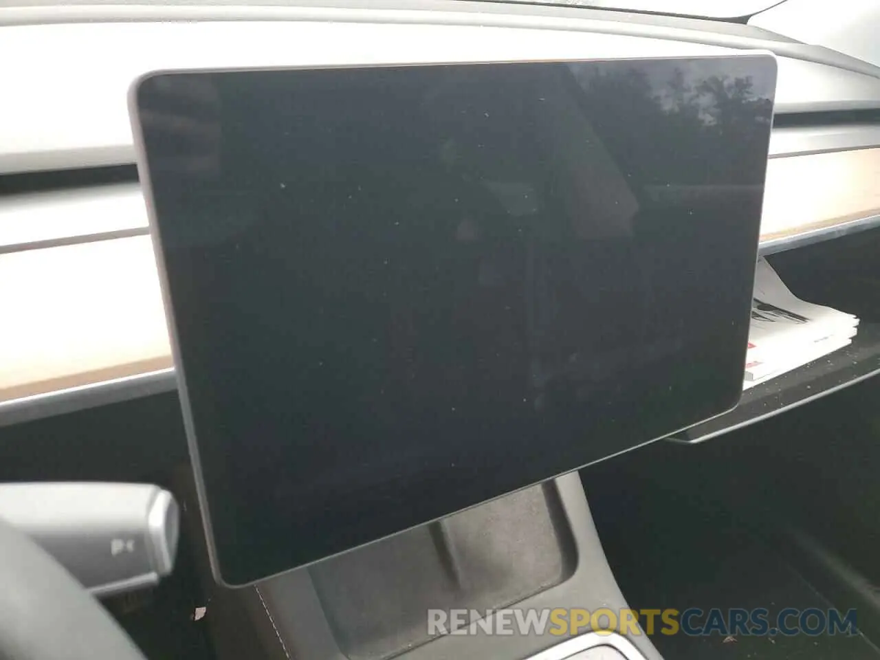 9 Photograph of a damaged car 7SAYGDEE2PA075241 TESLA MODEL Y 2023