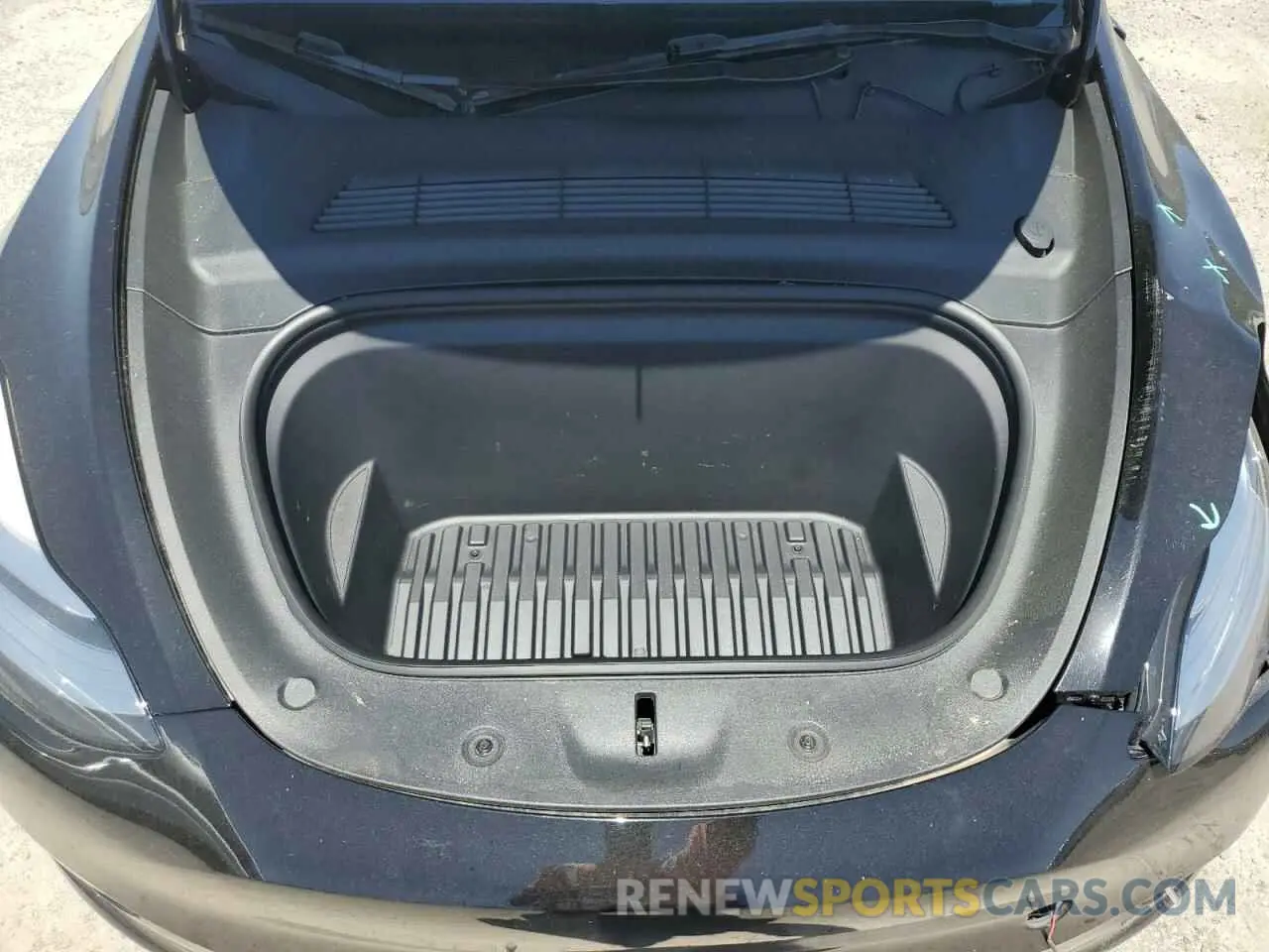 12 Photograph of a damaged car 7SAYGDEE2PA084828 TESLA MODEL Y 2023
