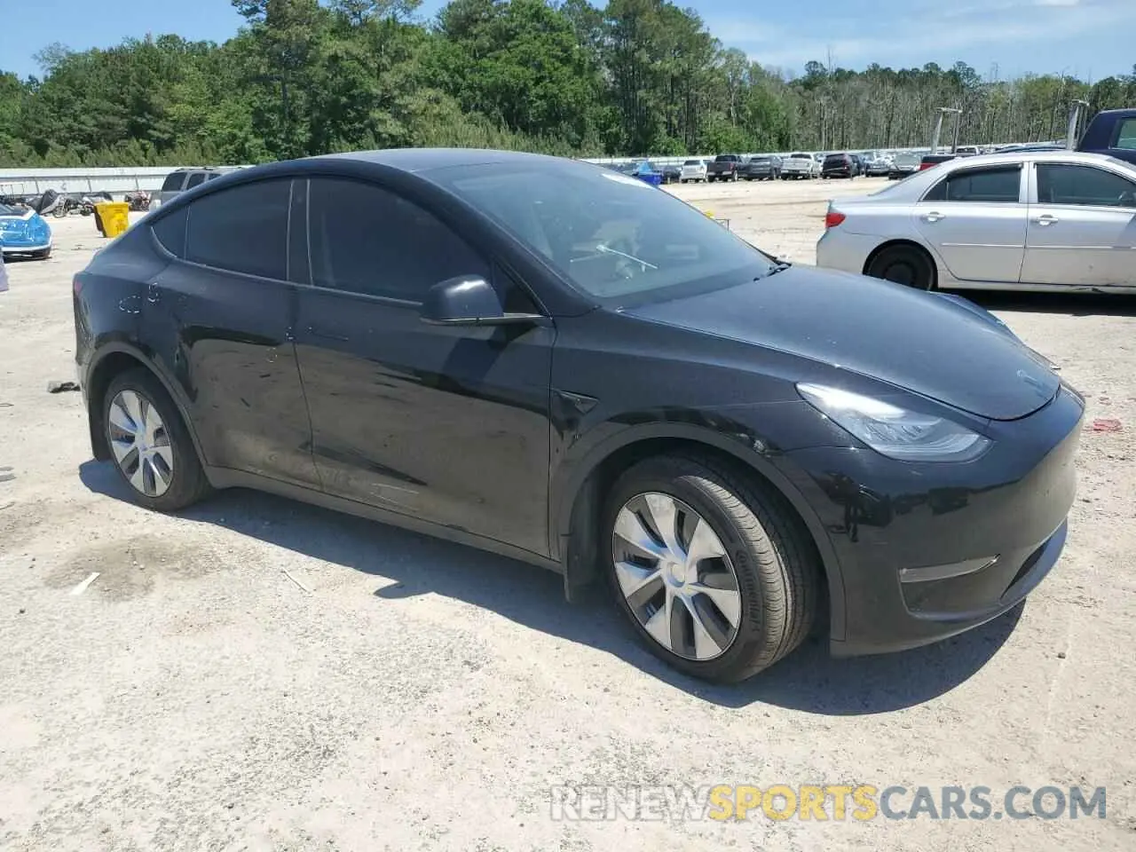 4 Photograph of a damaged car 7SAYGDEE2PA084828 TESLA MODEL Y 2023