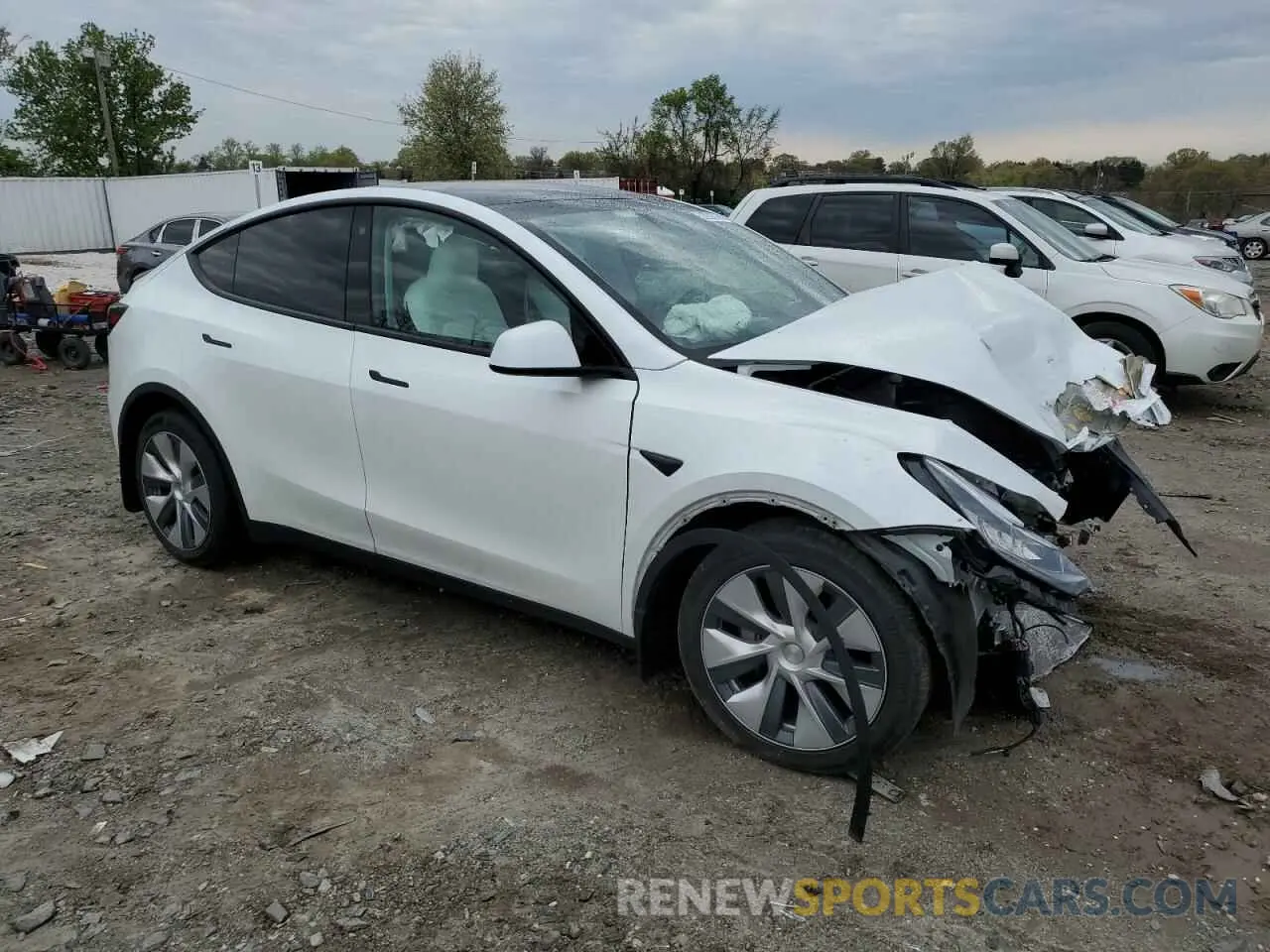 4 Photograph of a damaged car 7SAYGDEE2PA093478 TESLA MODEL Y 2023