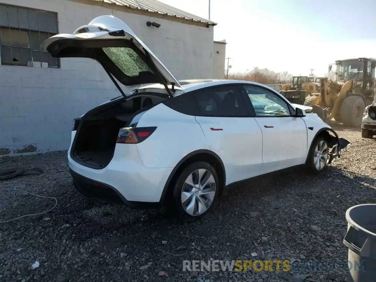 3 Photograph of a damaged car 7SAYGDEE2PA095375 TESLA MODEL Y 2023