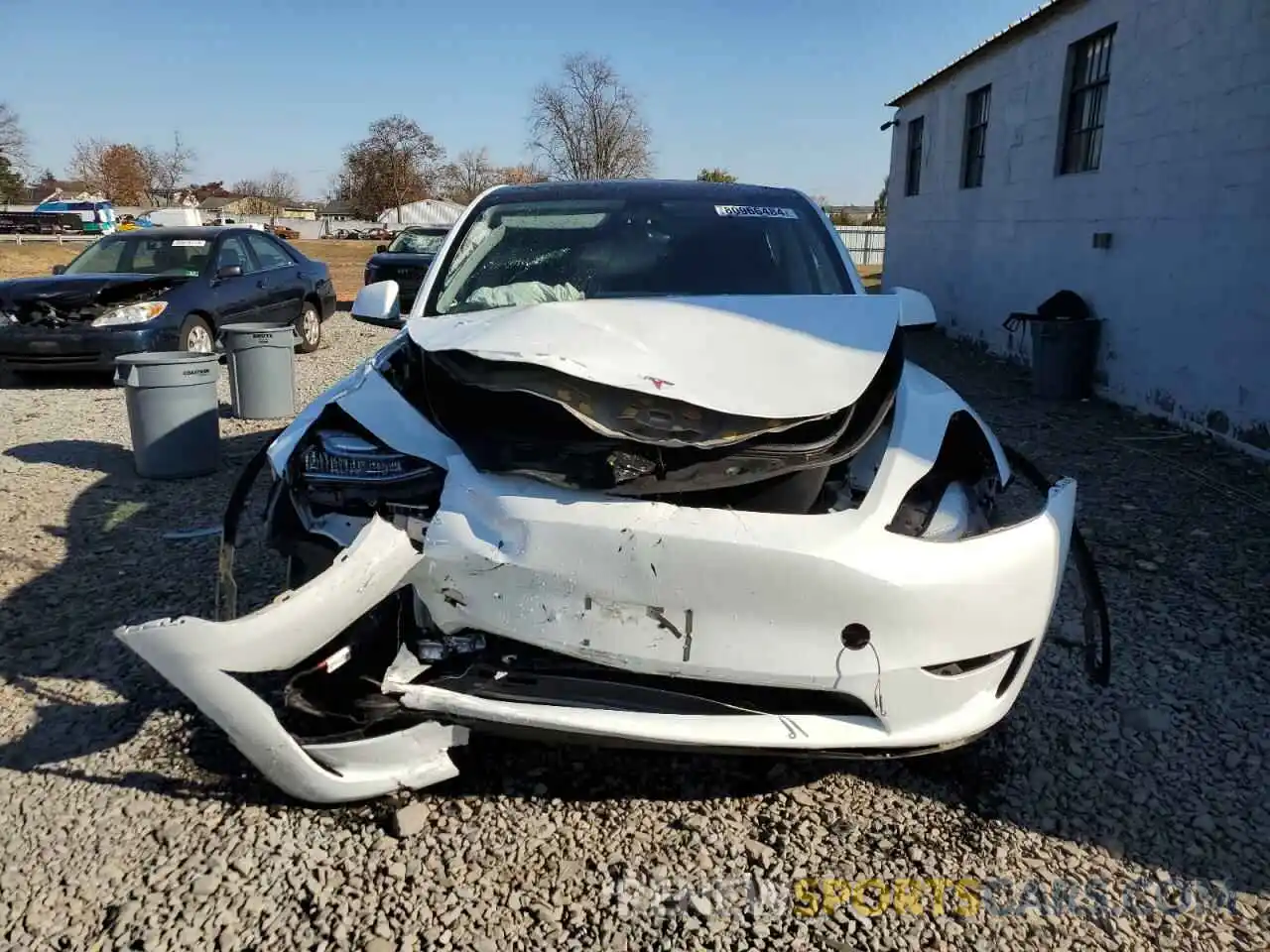 5 Photograph of a damaged car 7SAYGDEE2PA095375 TESLA MODEL Y 2023