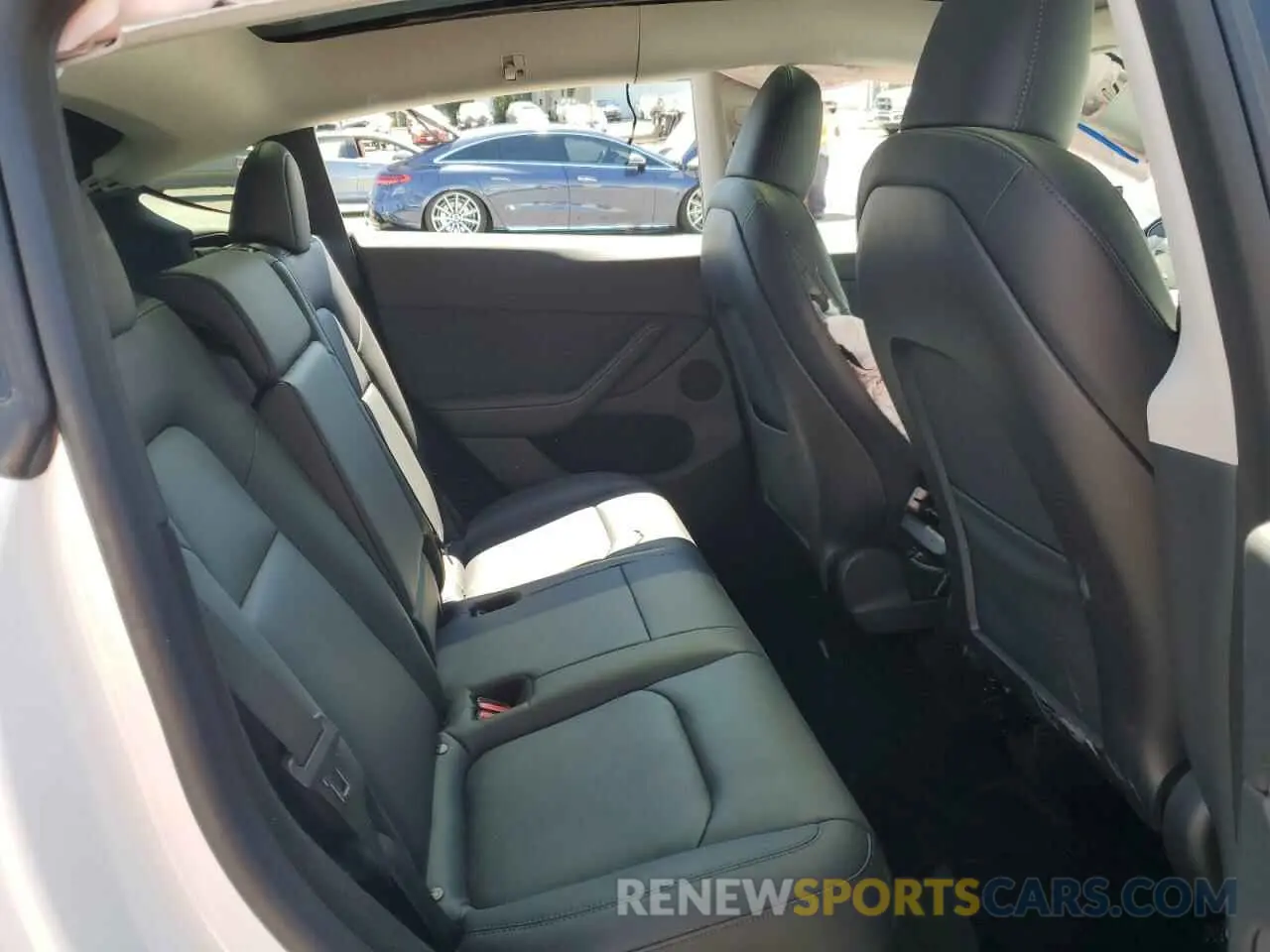 11 Photograph of a damaged car 7SAYGDEE2PA108383 TESLA MODEL Y 2023