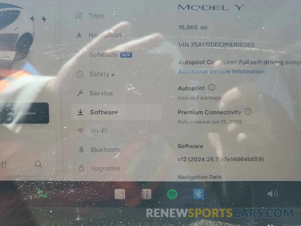 9 Photograph of a damaged car 7SAYGDEE2PA108383 TESLA MODEL Y 2023