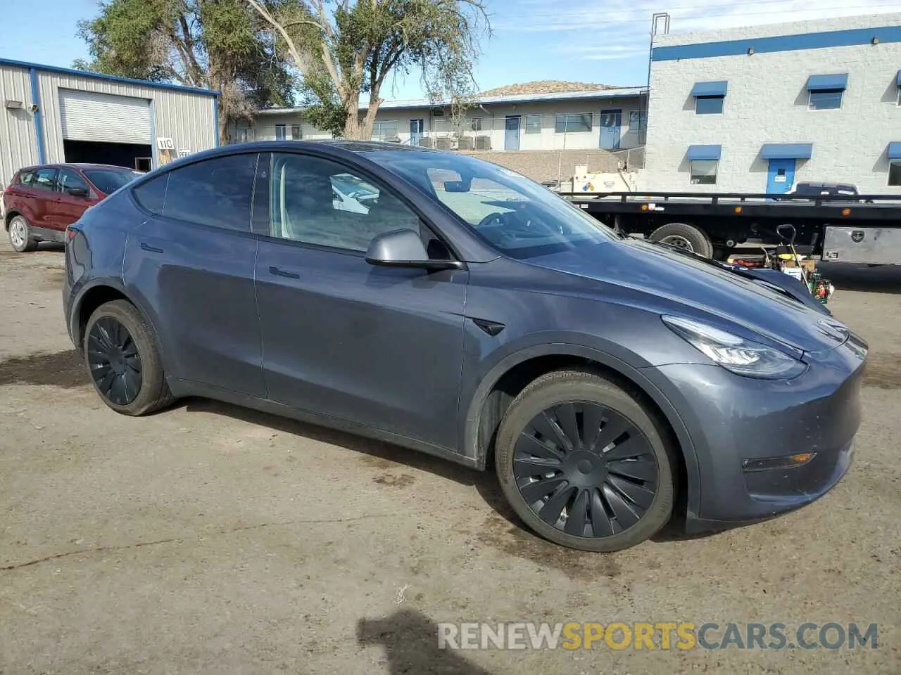 4 Photograph of a damaged car 7SAYGDEE2PA151881 TESLA MODEL Y 2023