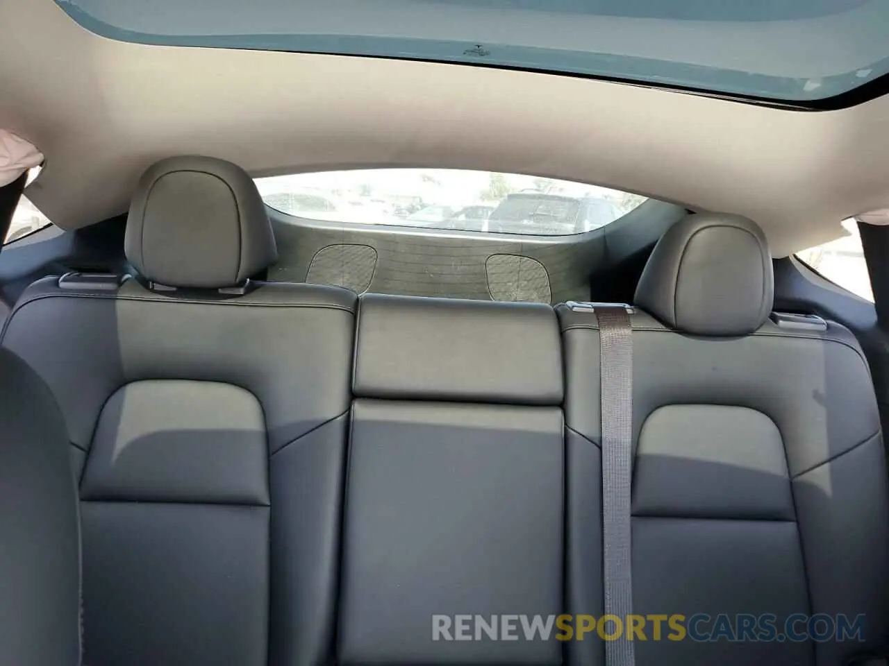 10 Photograph of a damaged car 7SAYGDEE2PA164405 TESLA MODEL Y 2023