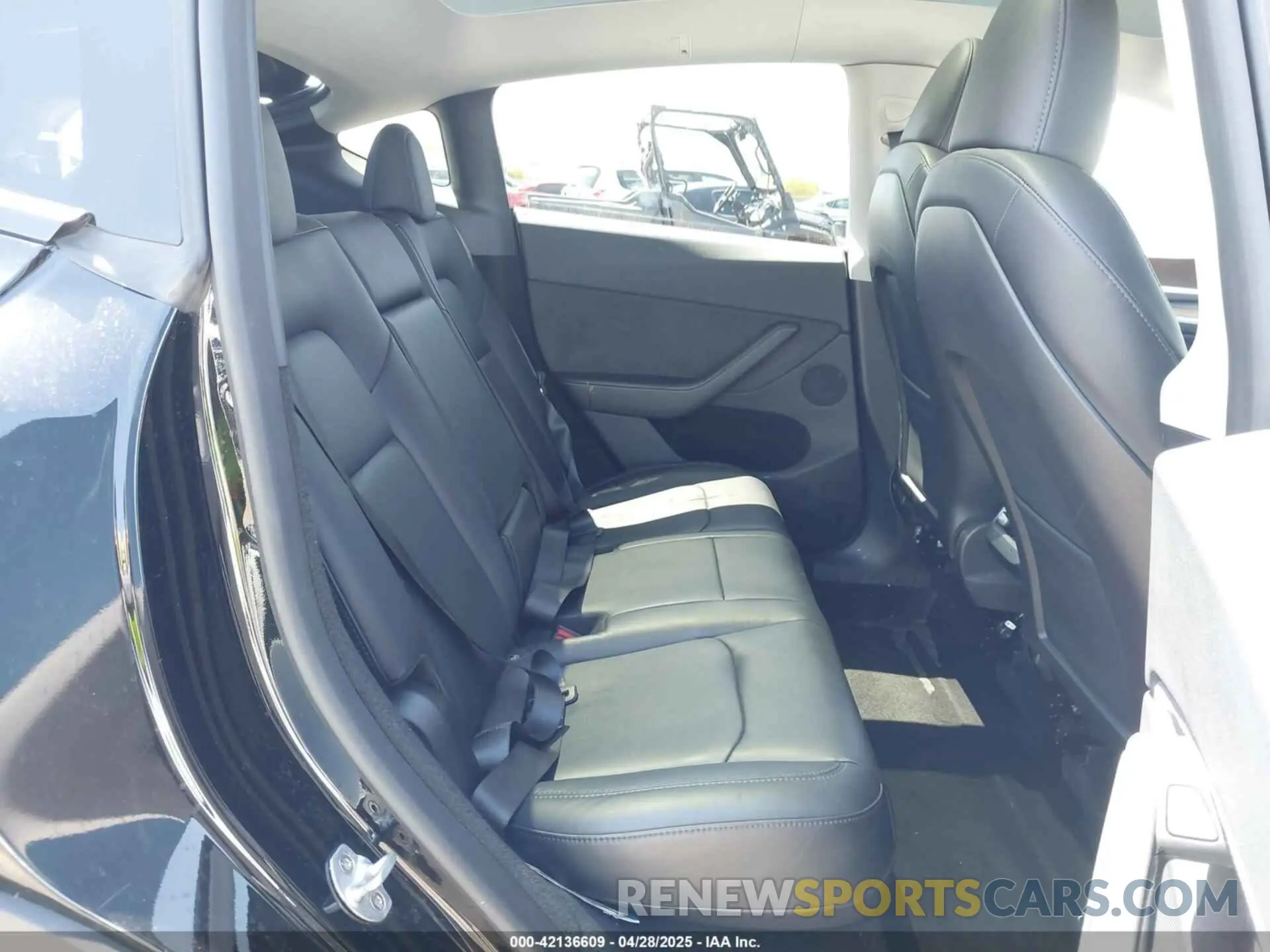 7 Photograph of a damaged car 7SAYGDEE2PA169846 TESLA MODEL Y 2023