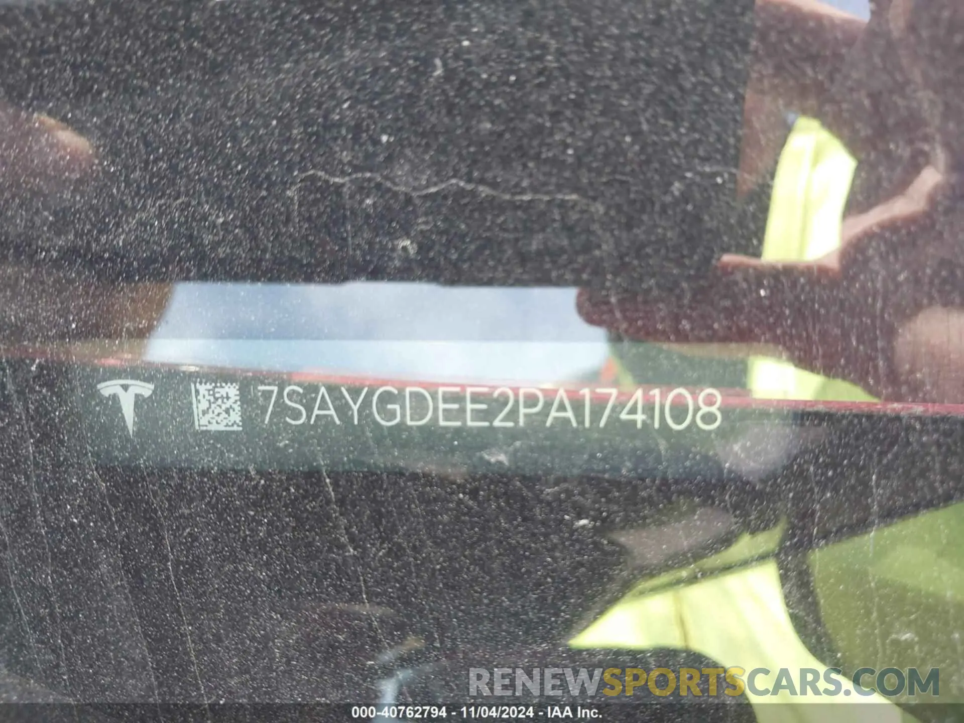 9 Photograph of a damaged car 7SAYGDEE2PA174108 TESLA MODEL Y 2023