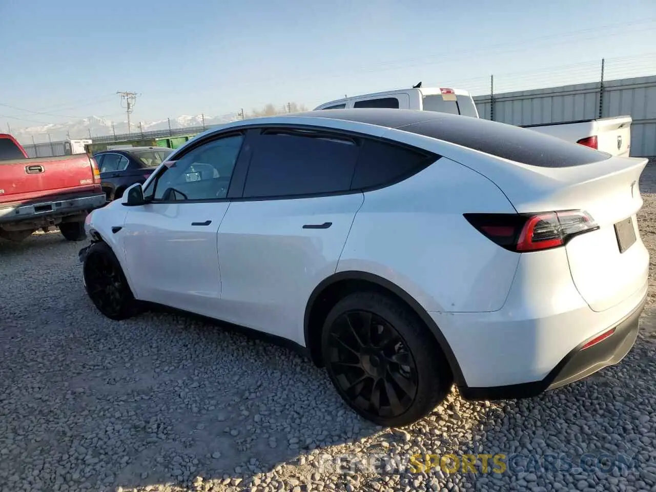 2 Photograph of a damaged car 7SAYGDEE2PA174271 TESLA MODEL Y 2023