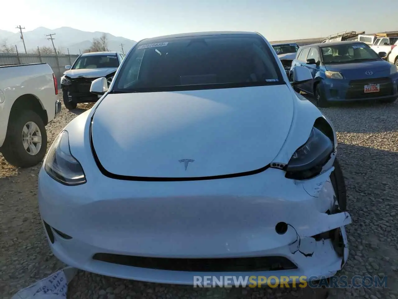 5 Photograph of a damaged car 7SAYGDEE2PA174271 TESLA MODEL Y 2023