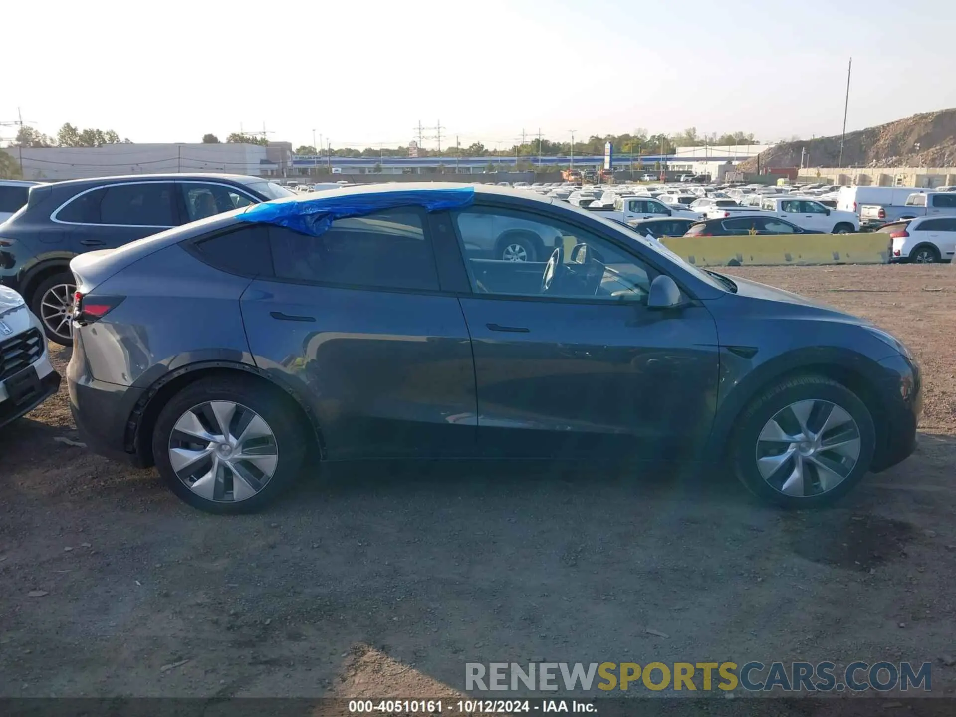 14 Photograph of a damaged car 7SAYGDEE2PA178286 TESLA MODEL Y 2023