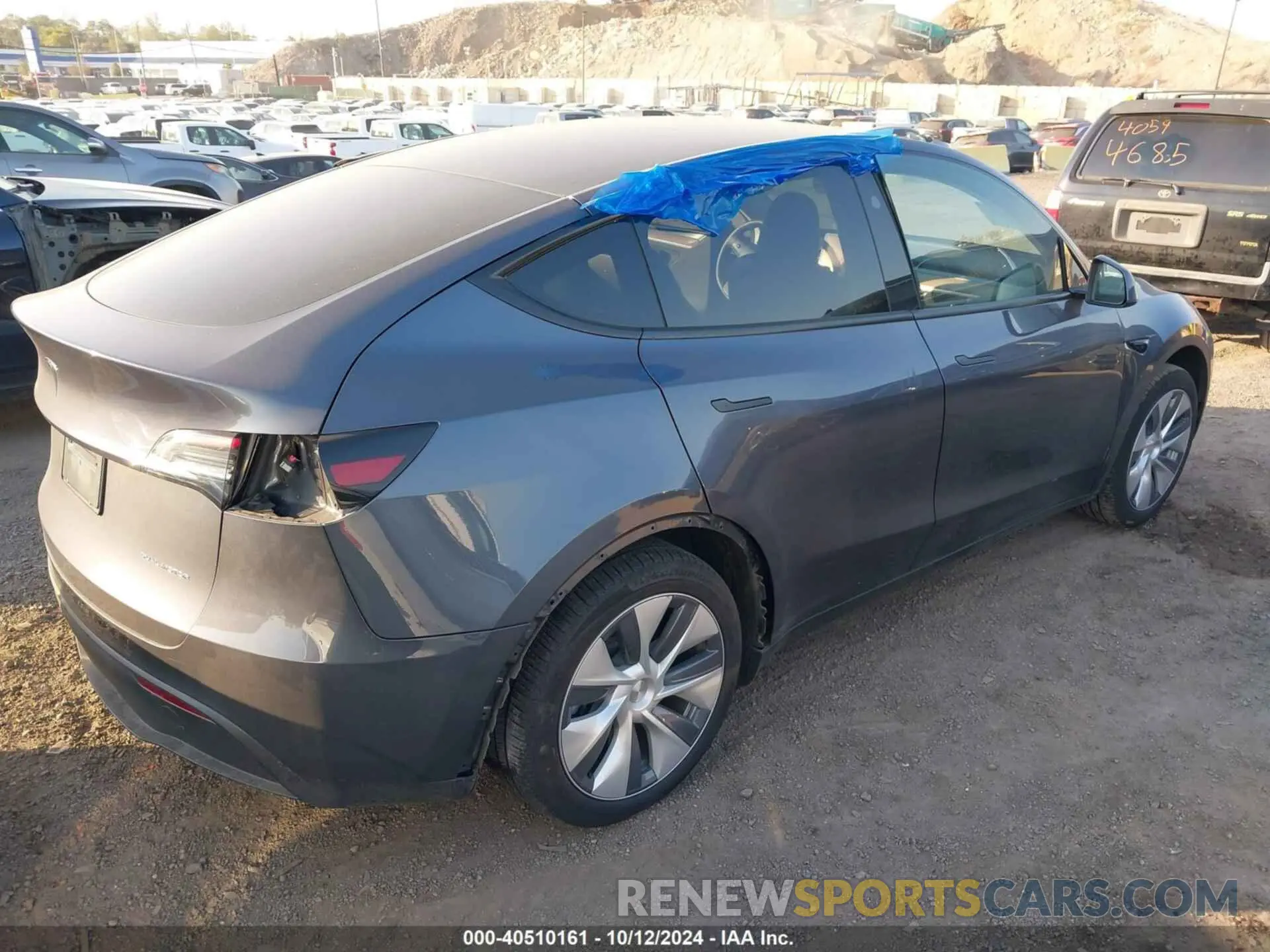 4 Photograph of a damaged car 7SAYGDEE2PA178286 TESLA MODEL Y 2023