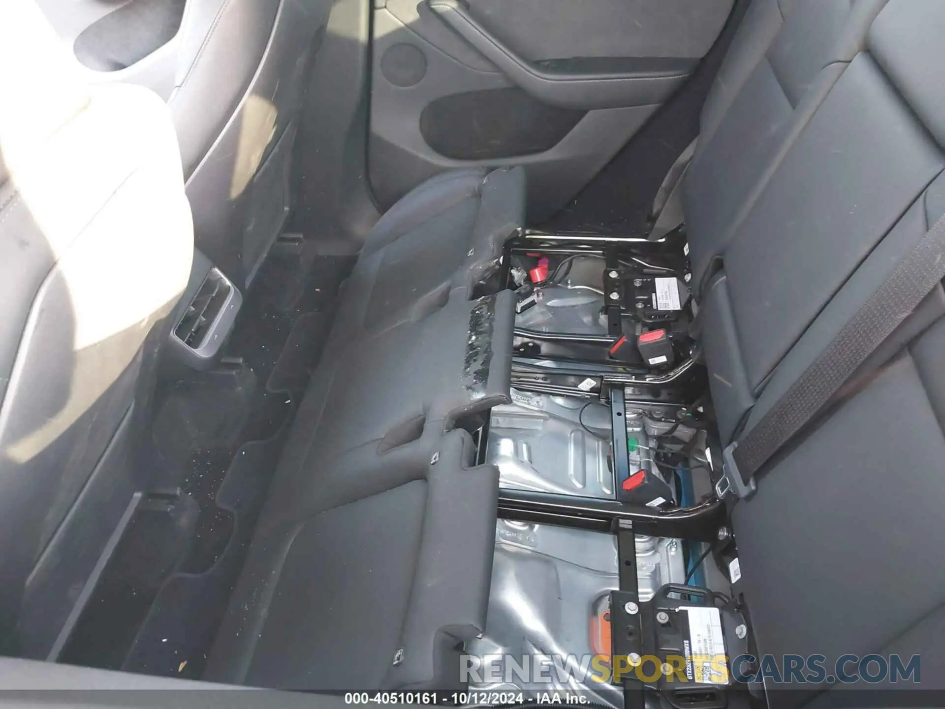 8 Photograph of a damaged car 7SAYGDEE2PA178286 TESLA MODEL Y 2023