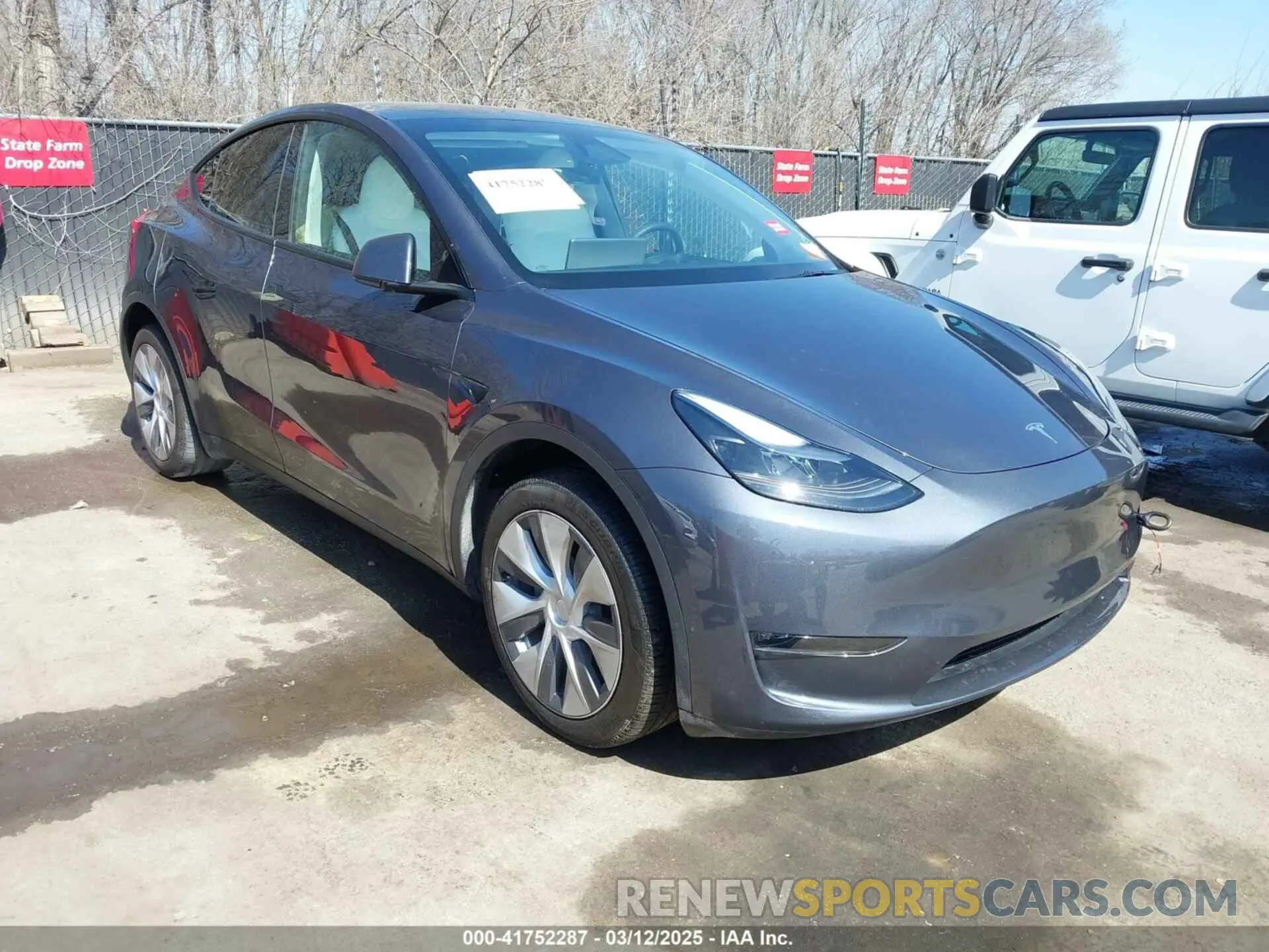 1 Photograph of a damaged car 7SAYGDEE2PA186792 TESLA MODEL Y 2023