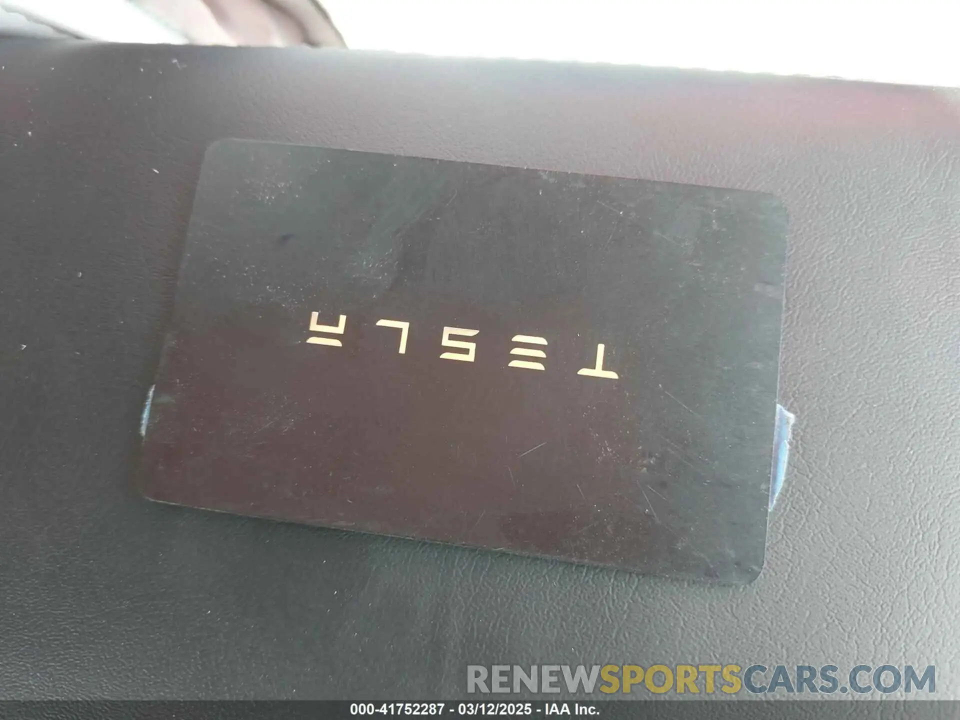 11 Photograph of a damaged car 7SAYGDEE2PA186792 TESLA MODEL Y 2023