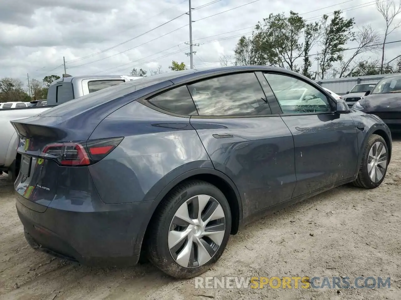 3 Photograph of a damaged car 7SAYGDEE2PA202344 TESLA MODEL Y 2023