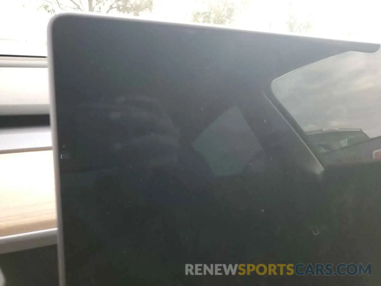 9 Photograph of a damaged car 7SAYGDEE2PA202344 TESLA MODEL Y 2023