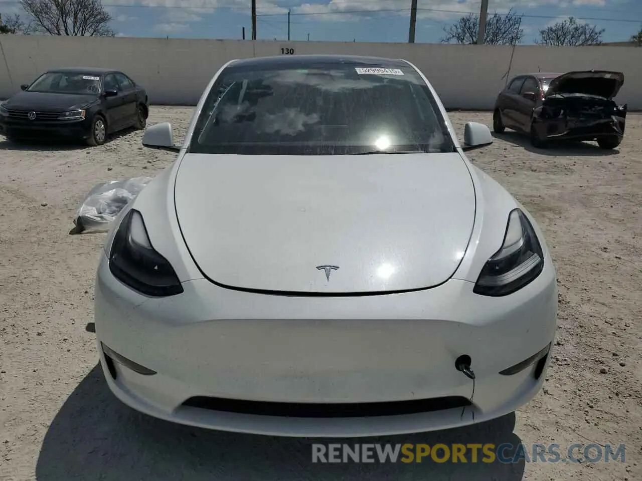 5 Photograph of a damaged car 7SAYGDEE2PF604318 TESLA MODEL Y 2023